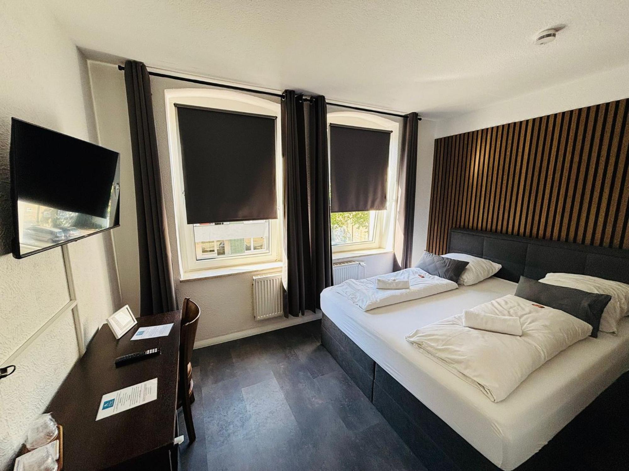 Hotel Bff Airport Messe Schlaf - Duesseldorf — Fotos 2